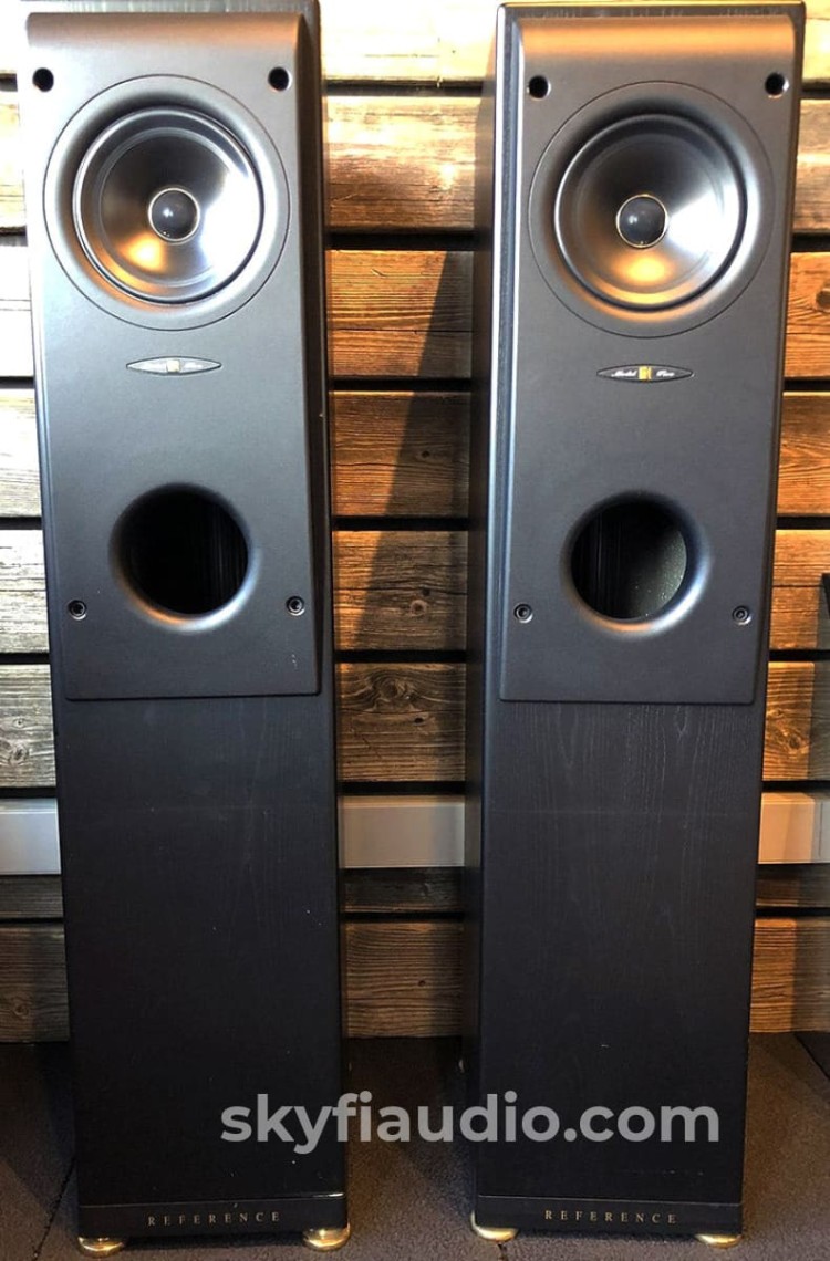 KEF Reference Model Two Speakers in Boxes