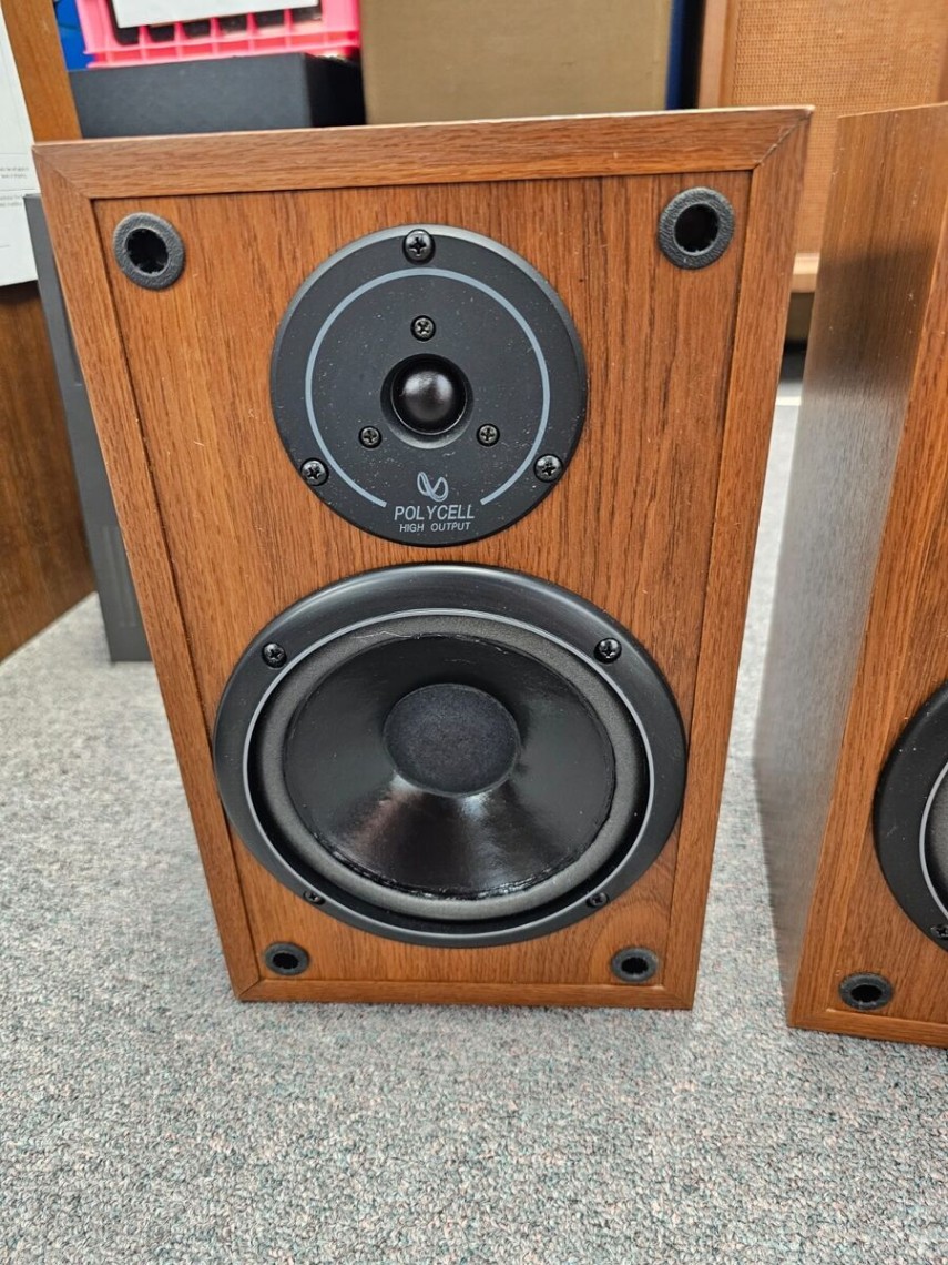 Pair of Infinity SM- Bookshelf Speakers  eBay