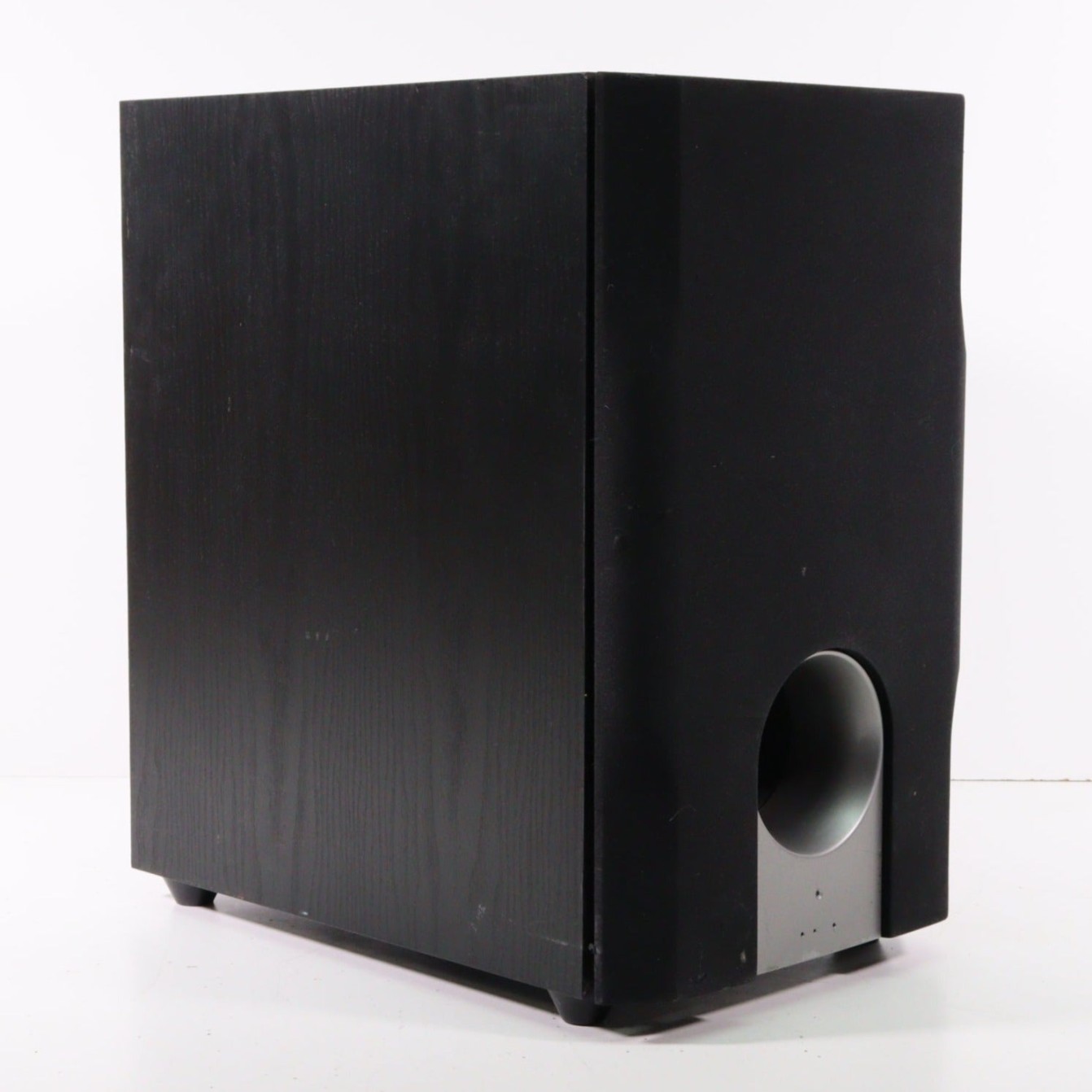 Onkyo SKW- W Powered Subwoofer Speaker